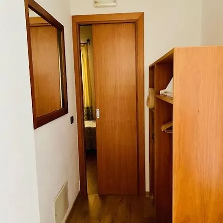 Canu Hotel 3*