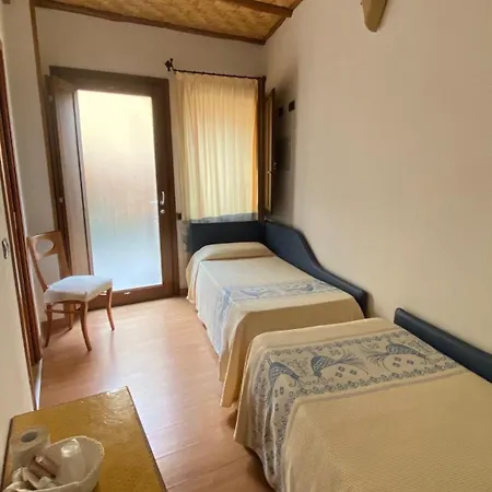 Canu Hotel 3*