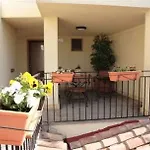 Canu Hotel 3*