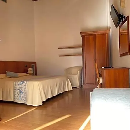 Hotel Canu 3*