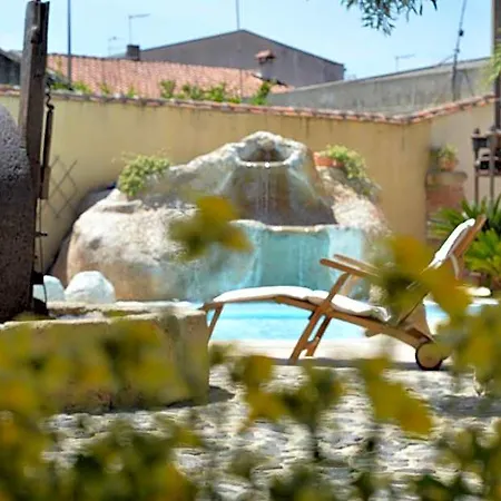 Canu Hotel