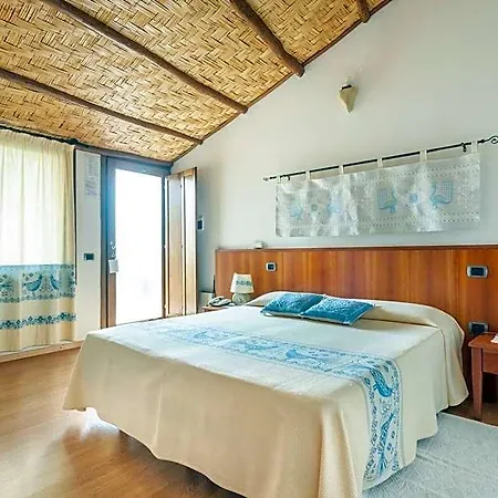 Canu Hotel Càbras